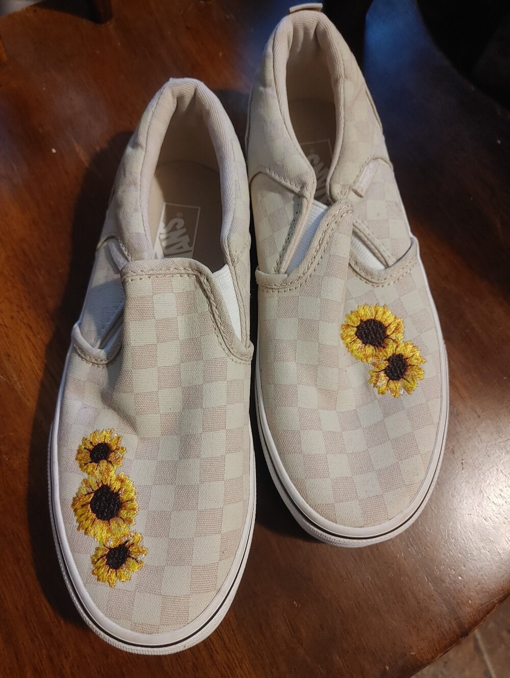 Van's kids size 4